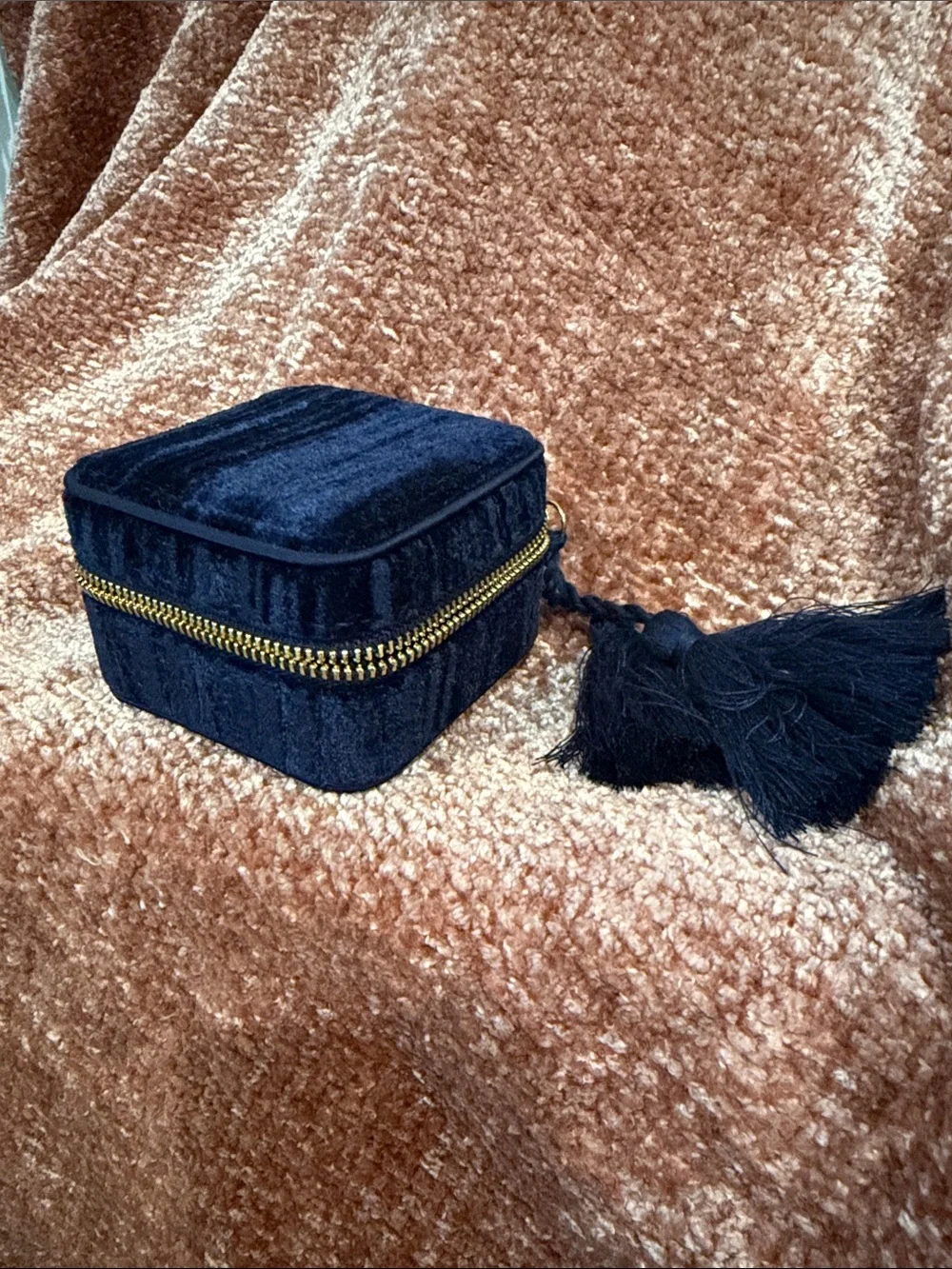 Sezane Navy Blue Velvet Travel Jewelry  Case with Gold Zipper Tassels NEW